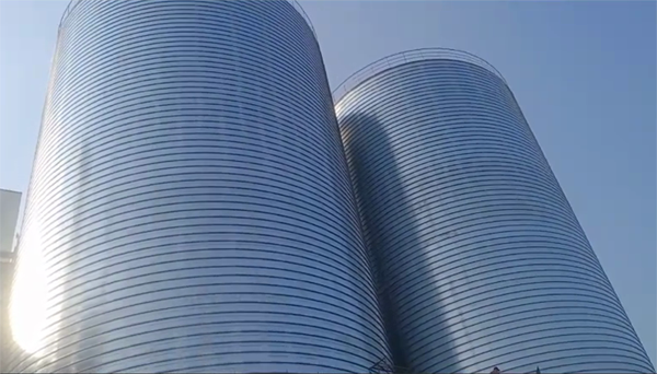 建华2座混凝土高架卷板仓